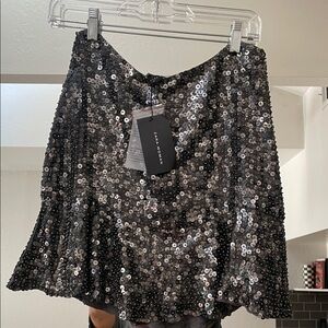 Zara Sequin Skirt! BNWT. Size M!